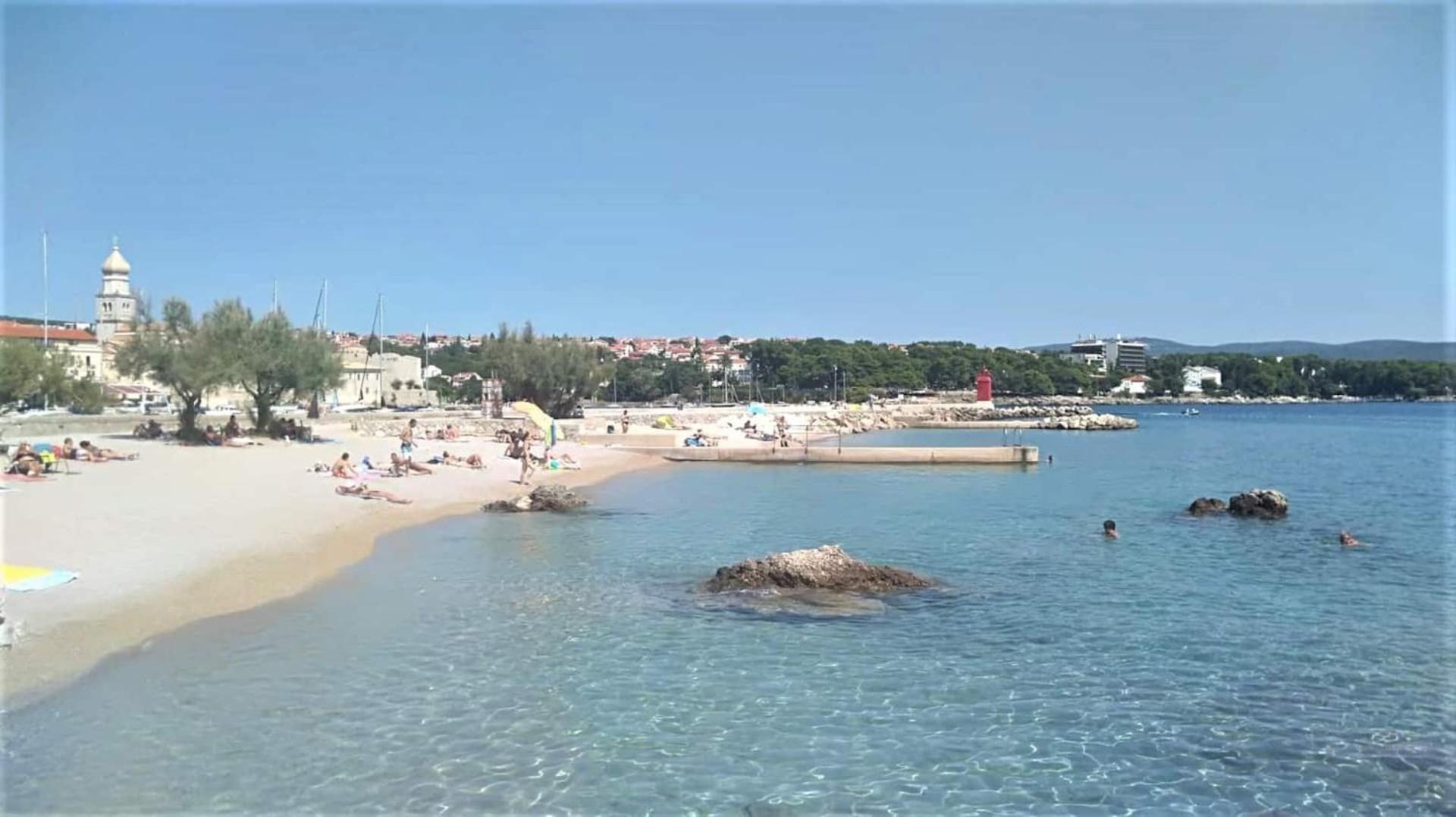קרק Lovely Studio Malina Close To The Beach מראה חיצוני תמונה