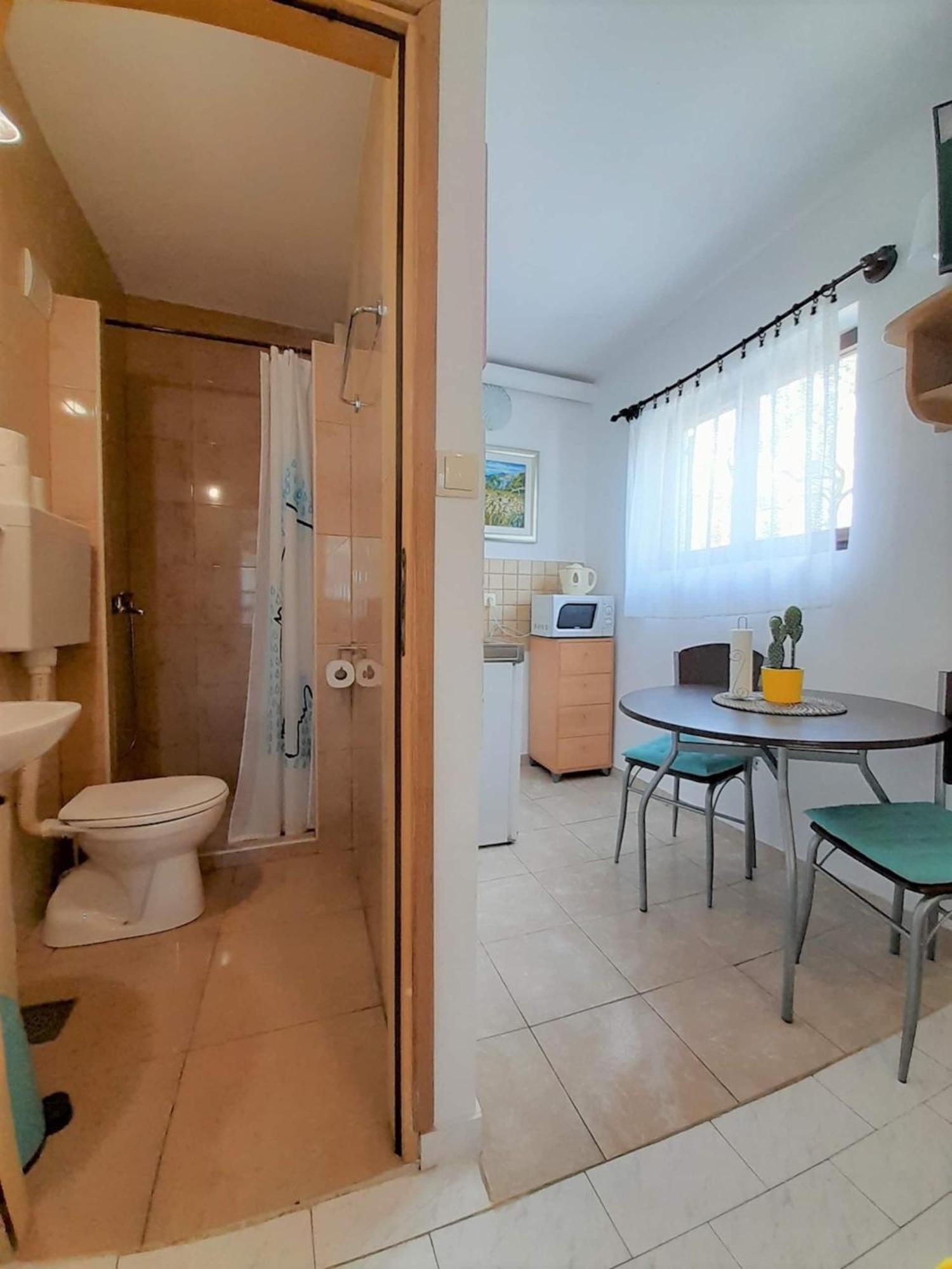 קרק Lovely Studio Malina Close To The Beach מראה חיצוני תמונה