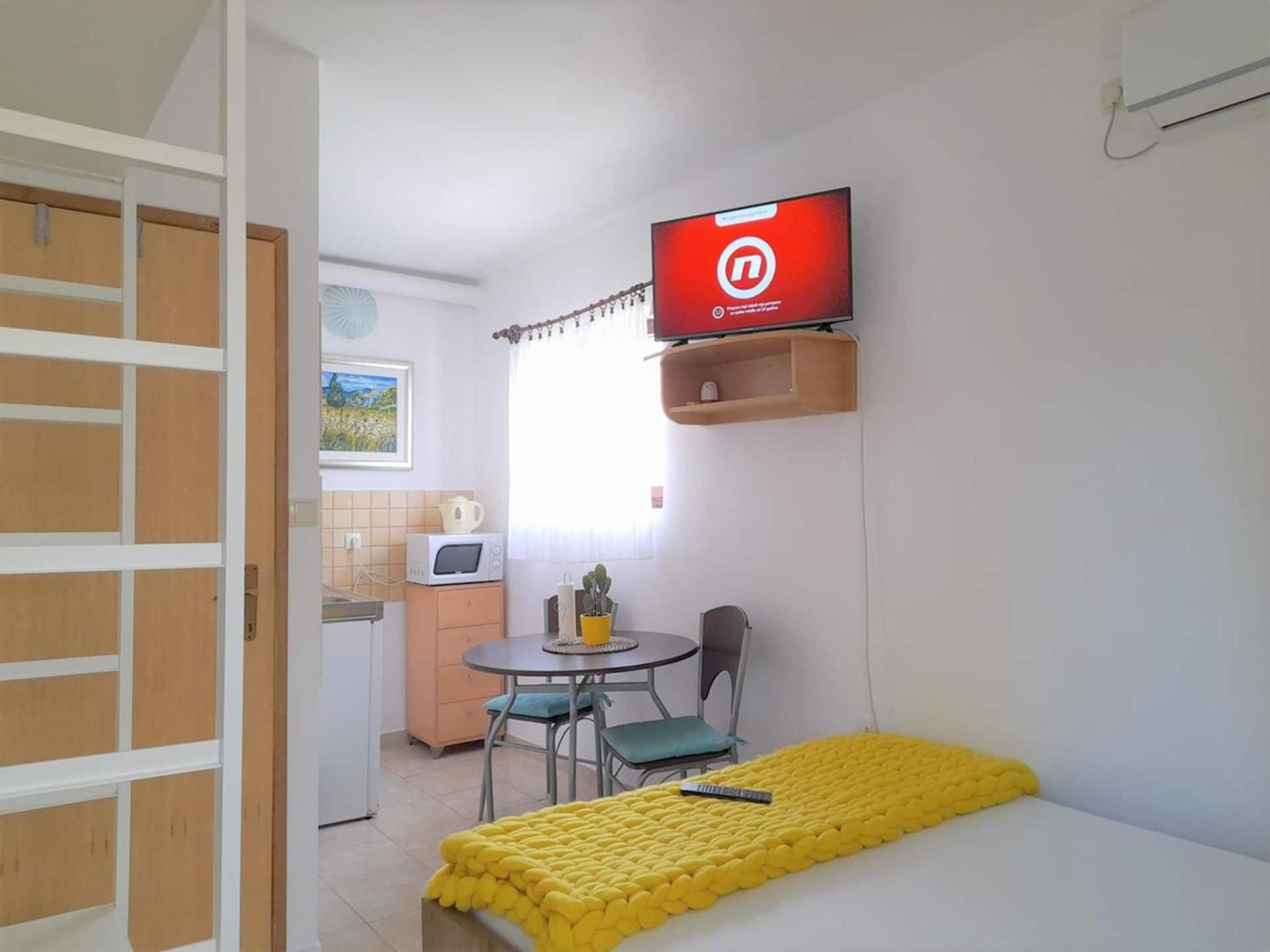 קרק Lovely Studio Malina Close To The Beach מראה חיצוני תמונה