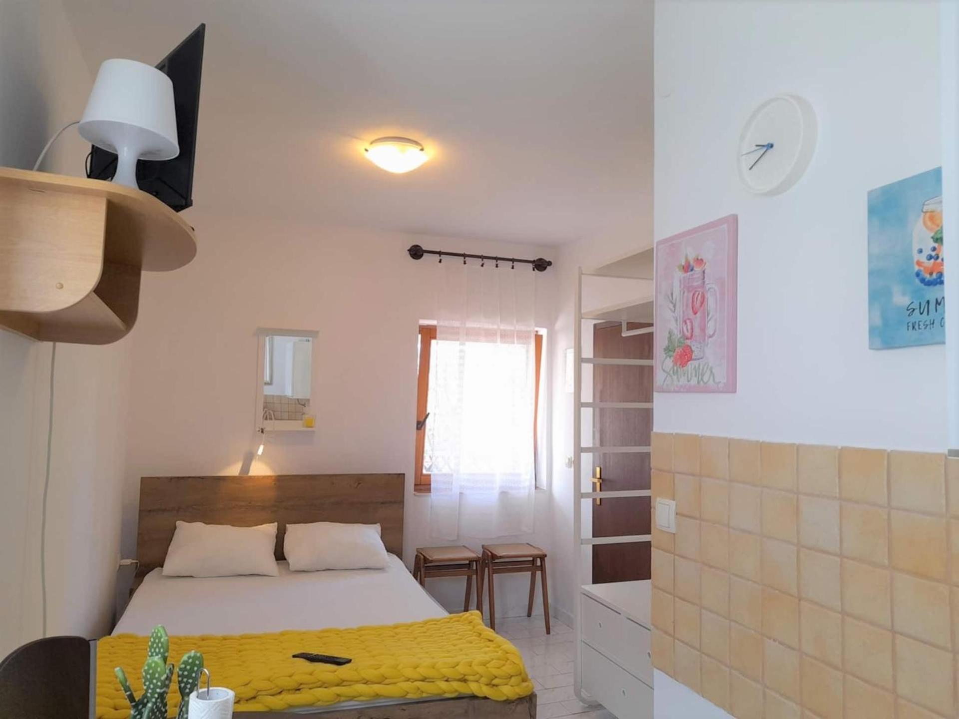 קרק Lovely Studio Malina Close To The Beach מראה חיצוני תמונה